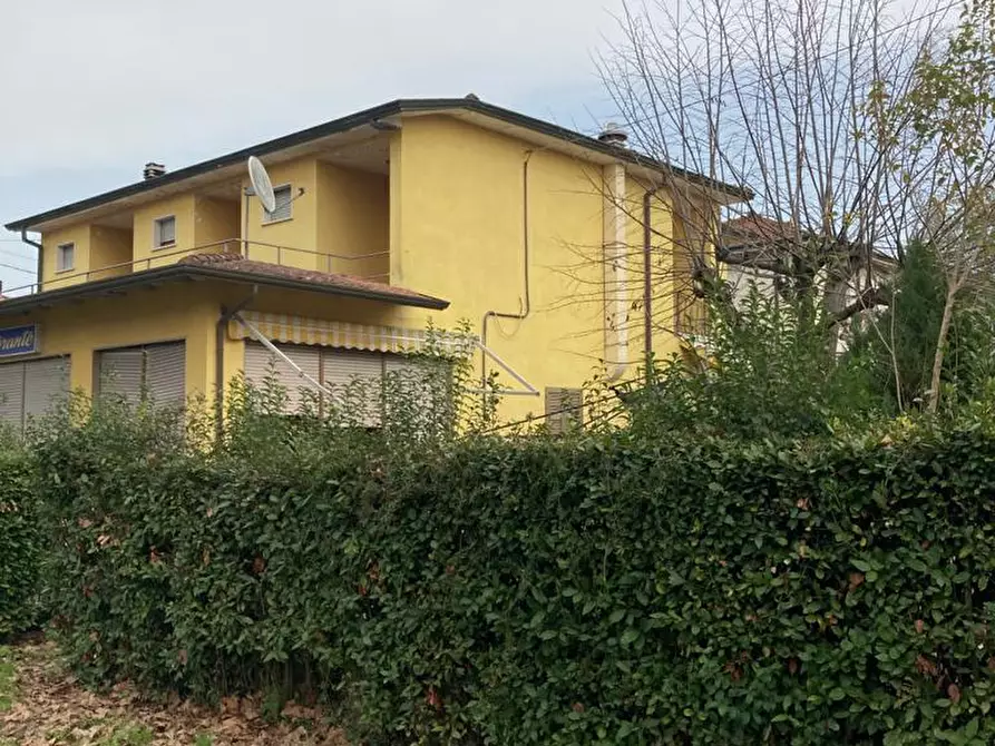 Immagine 1 di Albergo/B&B/Residence in vendita  a Massa