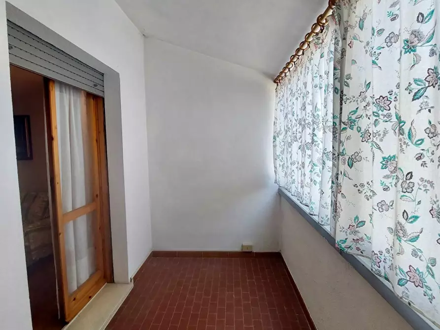 Immagine 14 di Appartamento in vendita  a Viareggio