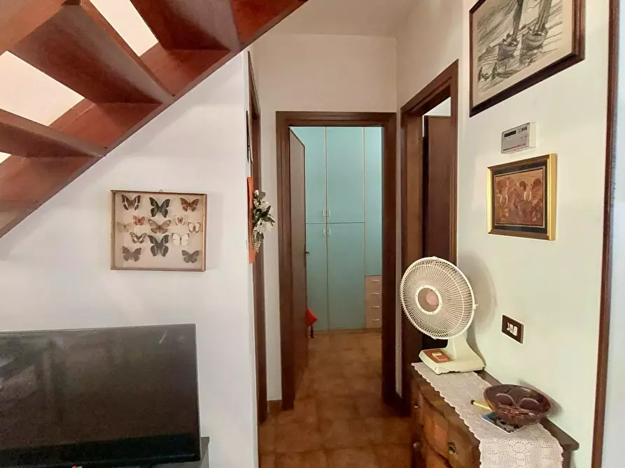 Immagine 23 di Appartamento in vendita  a Viareggio