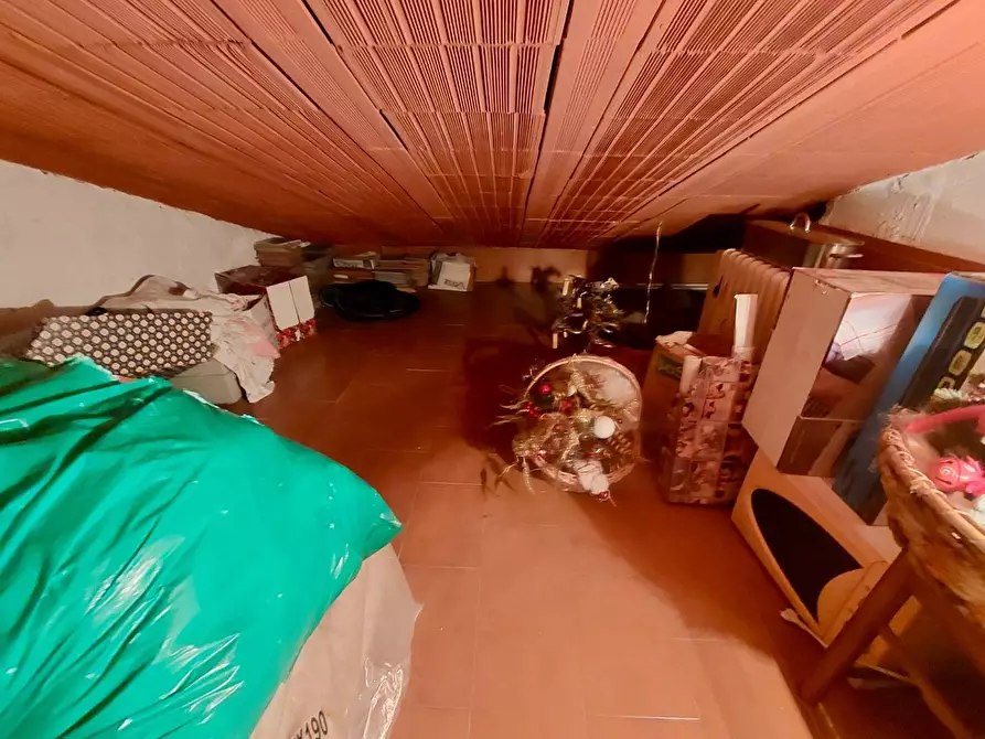 Immagine 19 di Appartamento in vendita  a Viareggio