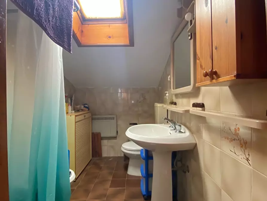 Immagine 10 di Appartamento in vendita  a Viareggio