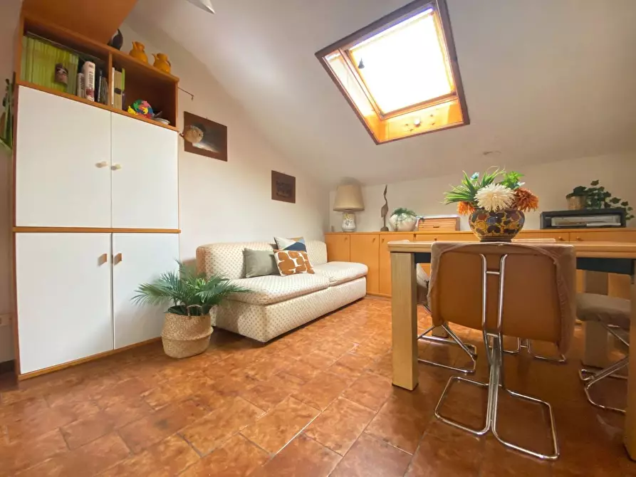 Immagine 6 di Appartamento in vendita  a Viareggio