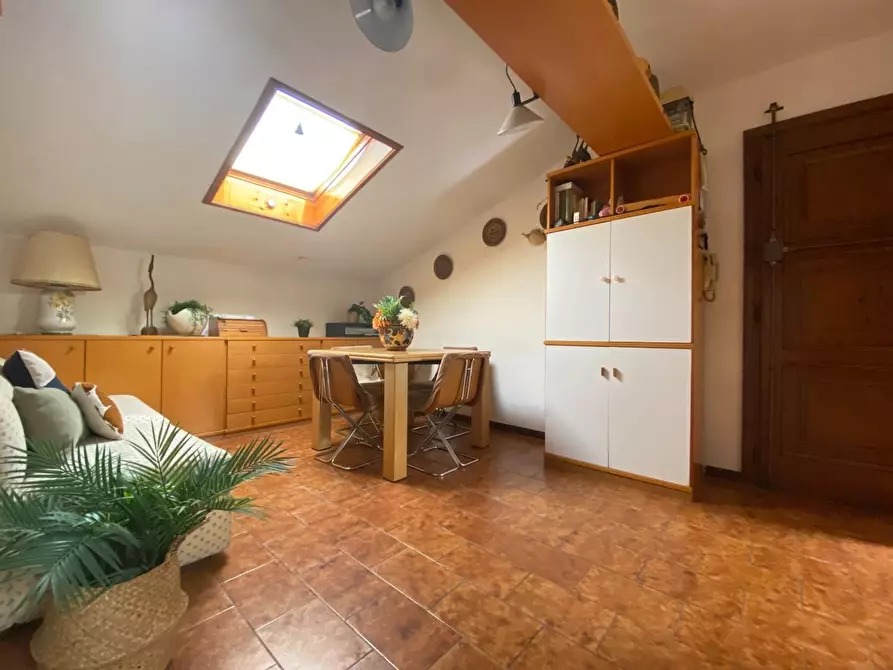 Immagine 16 di Appartamento in vendita  a Viareggio