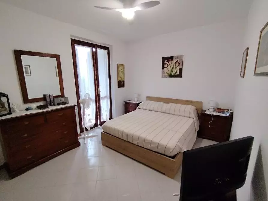 Immagine 15 di Appartamento in vendita  a Massa