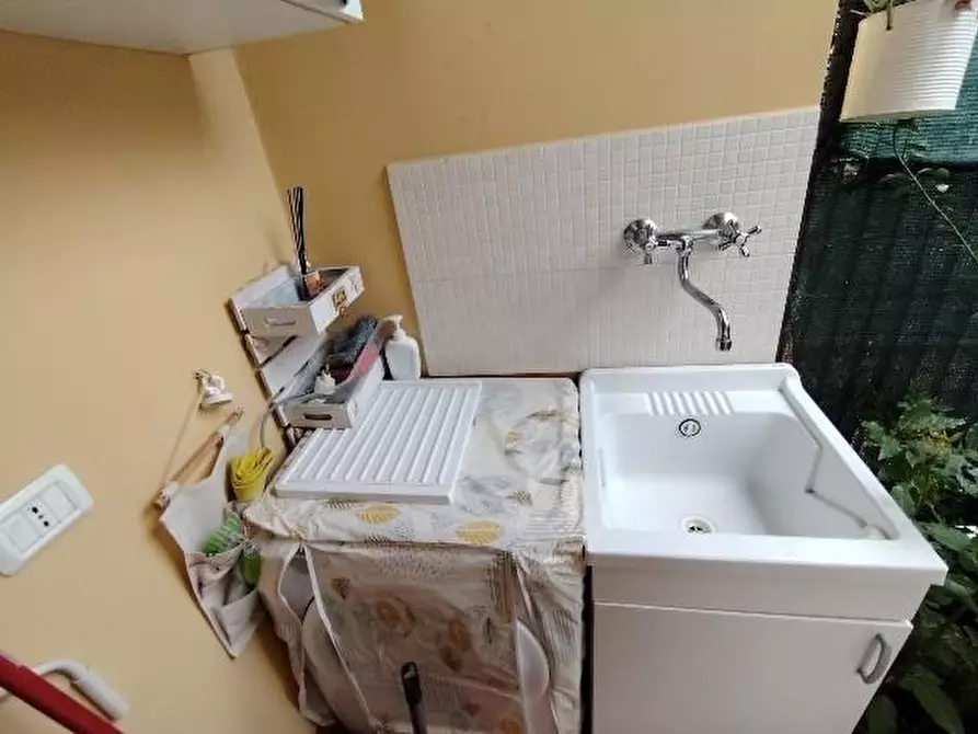 Immagine 9 di Appartamento in vendita  a Massa