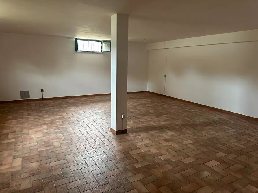 Immagine 6 di Casa bifamiliare in vendita  a Collesalvetti