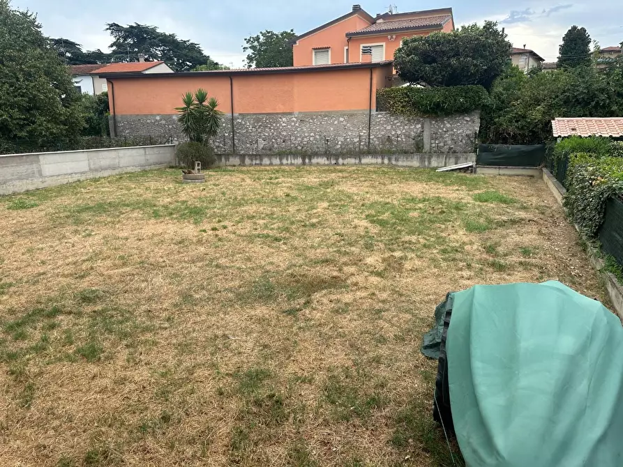 casa indipendente in vendita a Collesalvetti