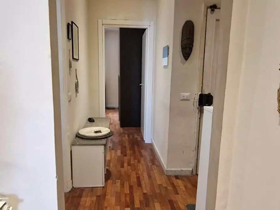 Immagine 16 di Appartamento in vendita  a Carrara