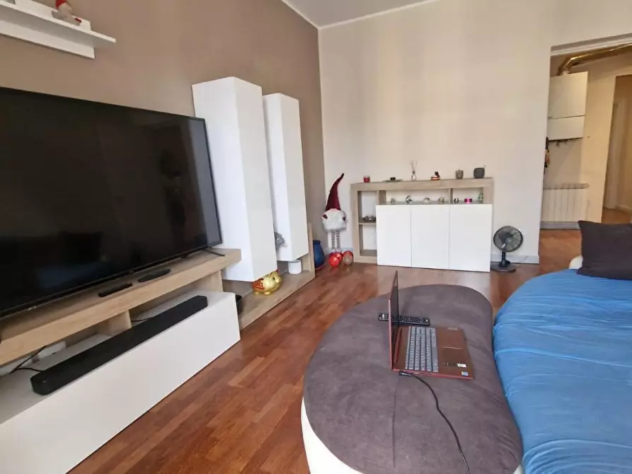 Immagine 11 di Appartamento in vendita  a Carrara