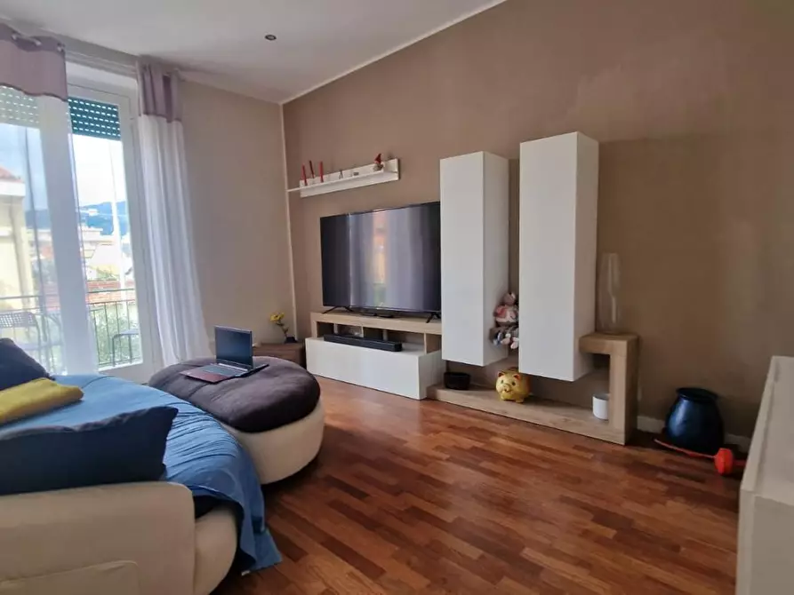 Immagine 10 di Appartamento in vendita  a Carrara