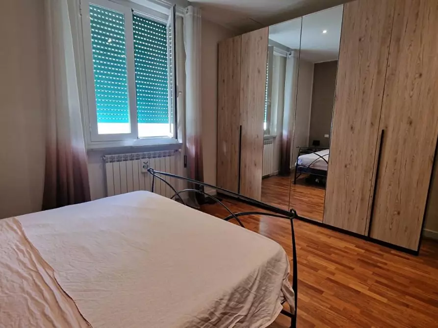 Immagine 4 di Appartamento in vendita  a Carrara