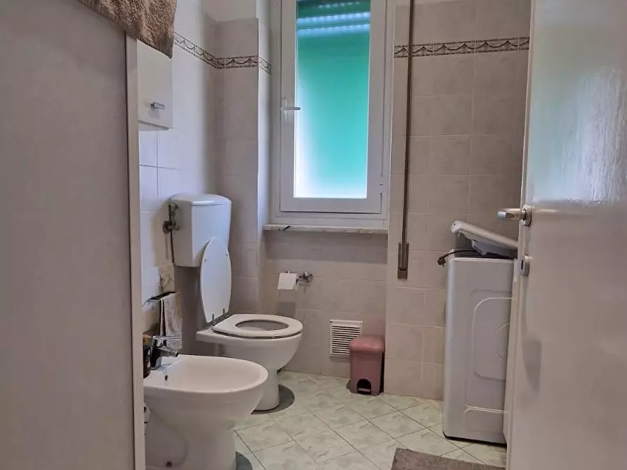 Immagine 7 di Appartamento in vendita  a Carrara