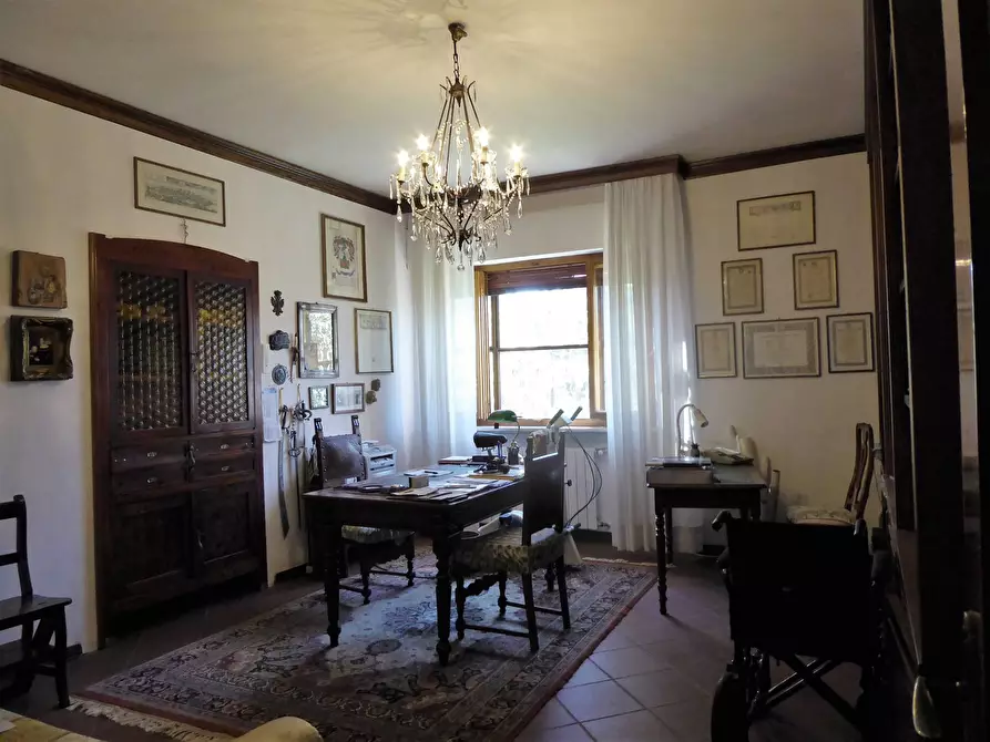 Immagine 12 di Villa in vendita  a Vecchiano