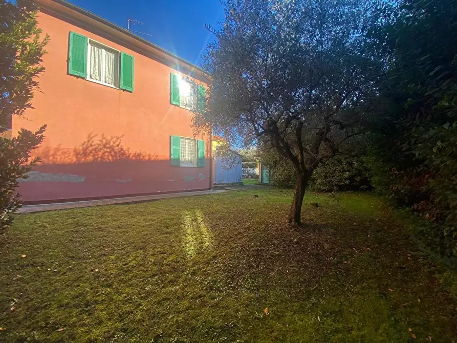 Immagine 5 di Casa indipendente in vendita  a Castelnuovo Magra