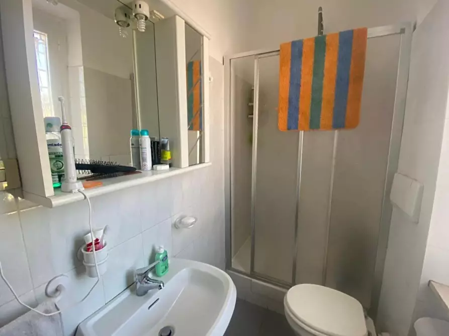 Immagine 7 di Casa indipendente in vendita  a Castelnuovo Magra