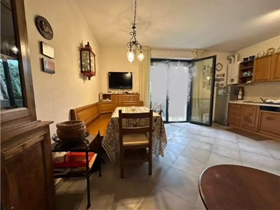 Immagine 9 di Appartamento in vendita  a Camaiore