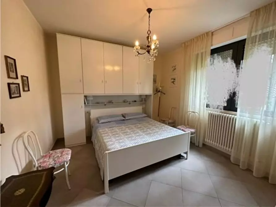 Immagine 16 di Appartamento in vendita  a Camaiore