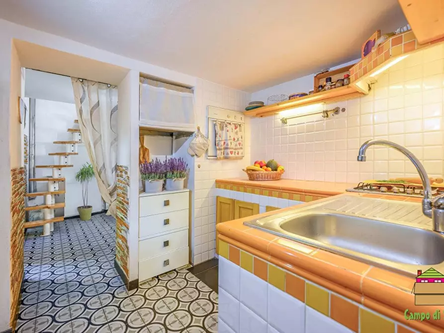 Immagine 18 di Villa in vendita  a Levanto