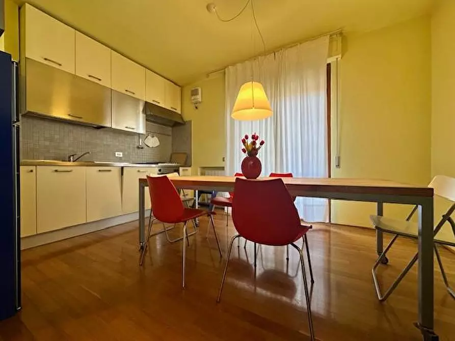 Immagine 3 di Mansarda in vendita  a Camaiore