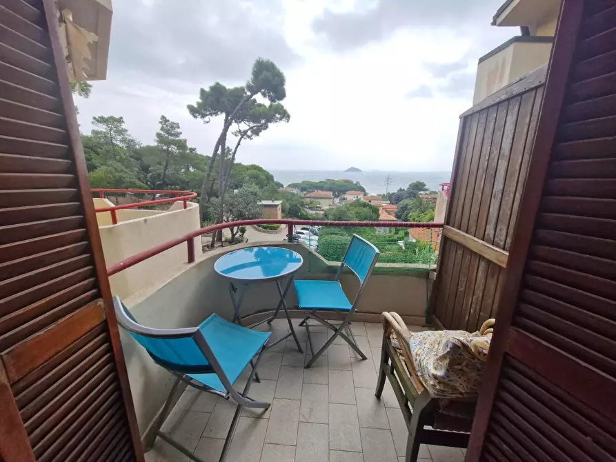 Immagine 19 di Appartamento in vendita  a Rio Marina