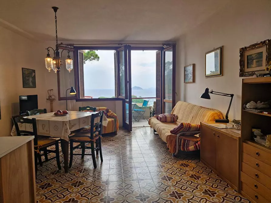 Immagine 4 di Appartamento in vendita  a Rio Marina