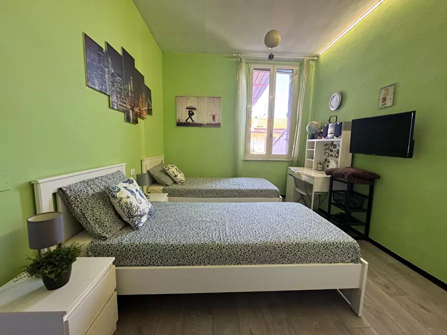 Immagine 37 di Appartamento in vendita  a Viareggio