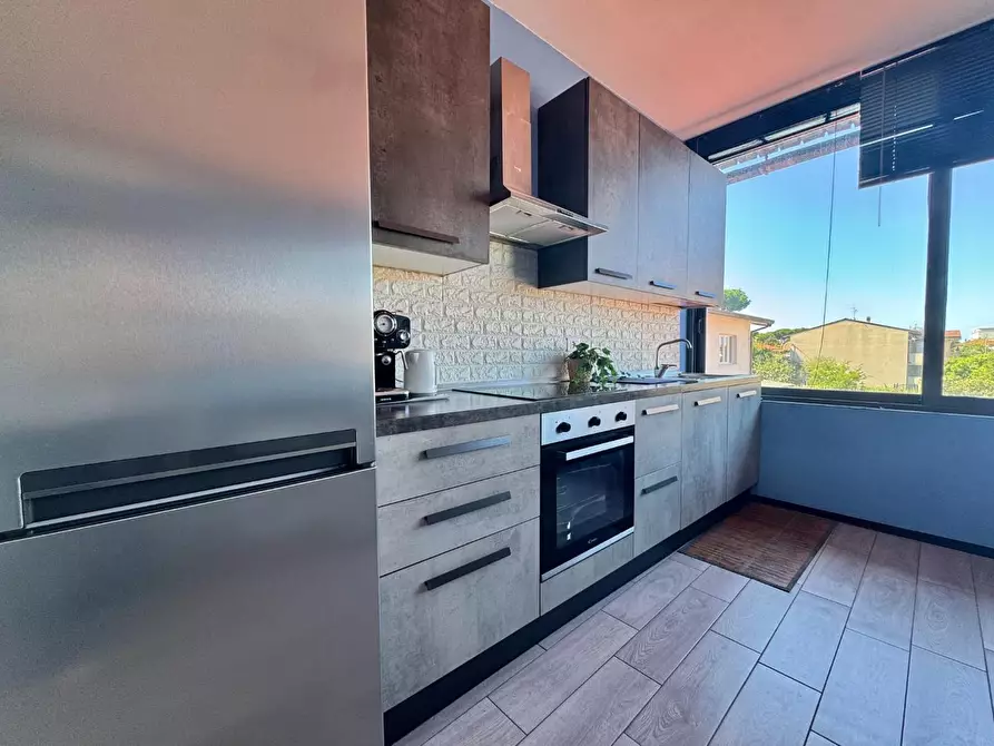 Immagine 66 di Appartamento in vendita  a Viareggio