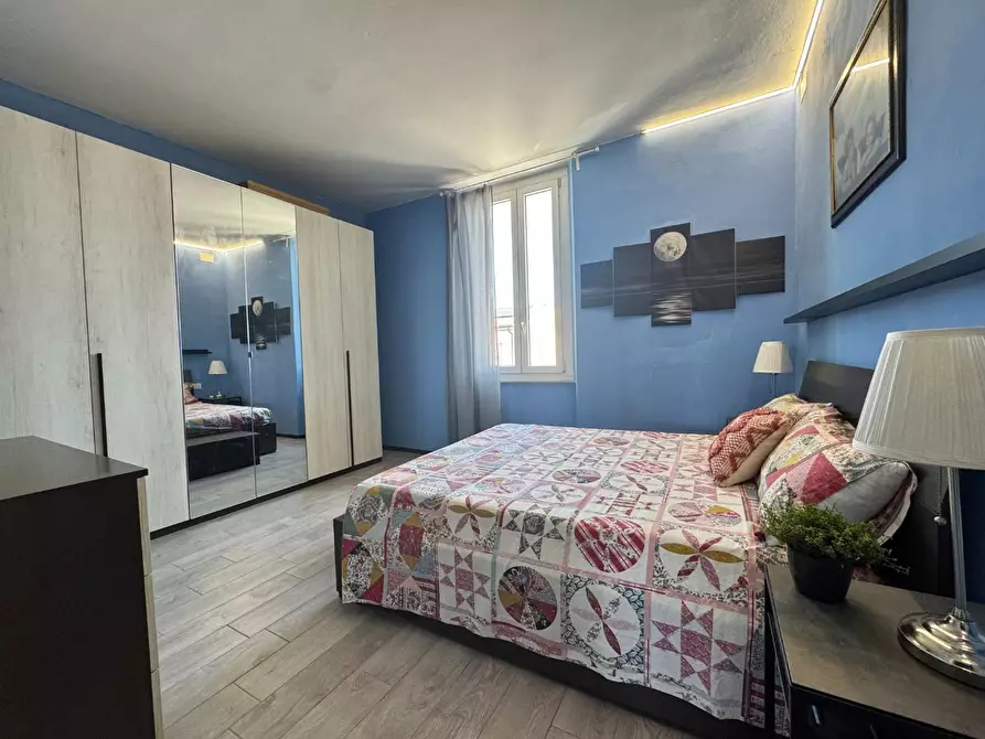 Immagine 25 di Appartamento in vendita  a Viareggio