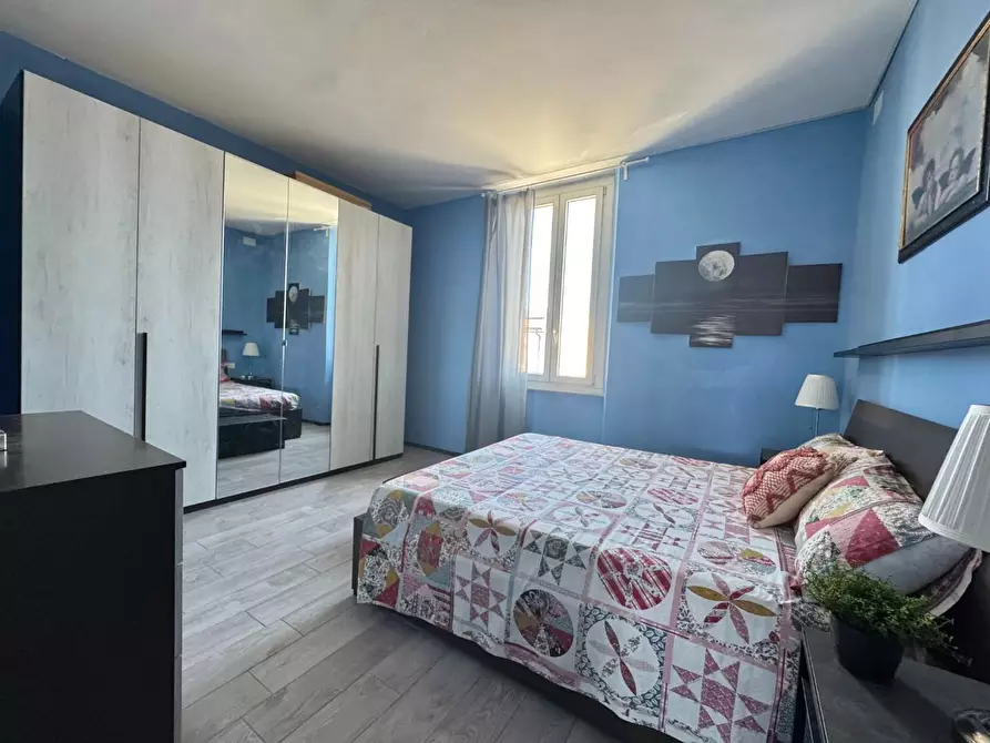 Immagine 52 di Appartamento in vendita  a Viareggio