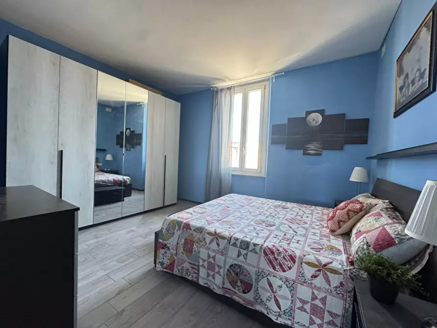 Immagine 49 di Appartamento in vendita  a Viareggio