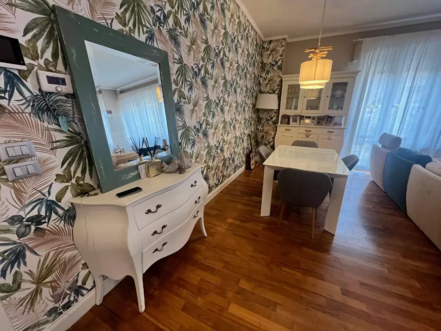 Immagine 10 di Appartamento in vendita  a Camaiore