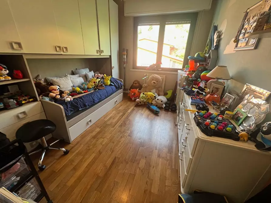 Immagine 11 di Appartamento in vendita  a Camaiore