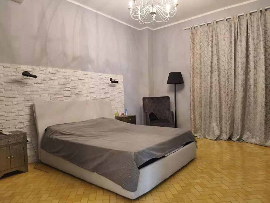 Immagine 11 di Casa semindipendente in vendita  a Castelnuovo Magra