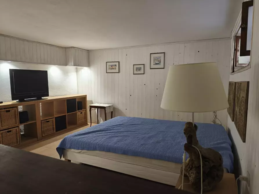 Immagine 17 di Casa semindipendente in vendita  a Castelnuovo Magra