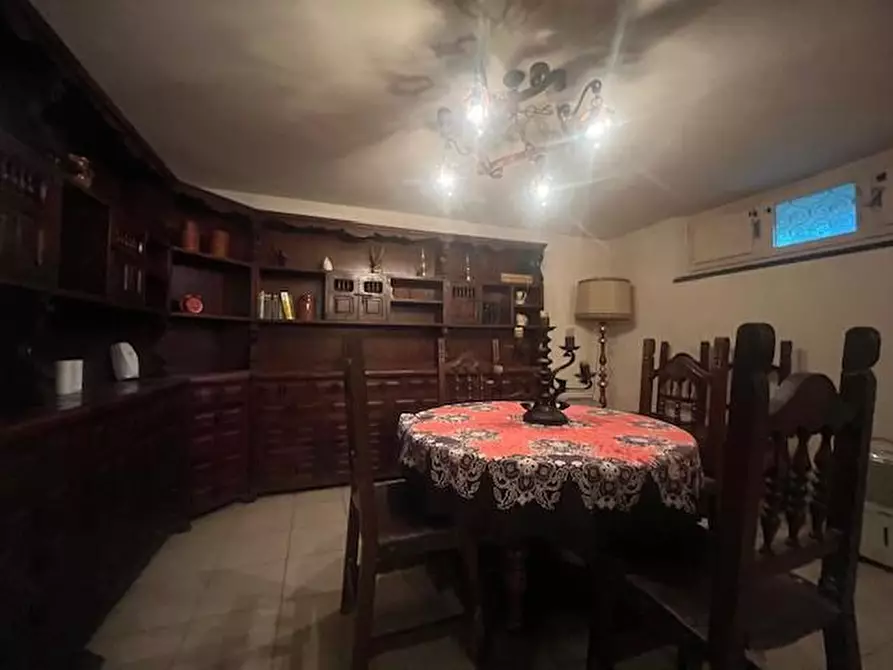 Immagine 49 di Villa in vendita  a Camaiore