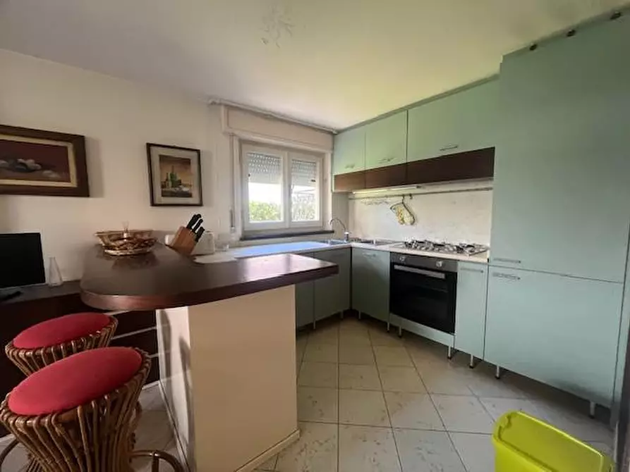 Immagine 30 di Villa in vendita  a Camaiore