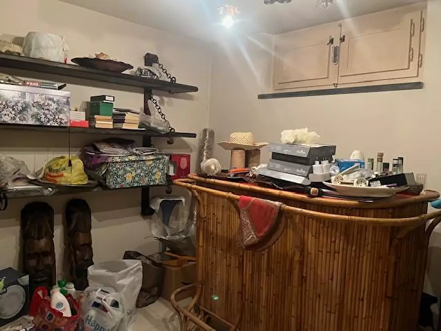 Immagine 51 di Villa in vendita  a Camaiore