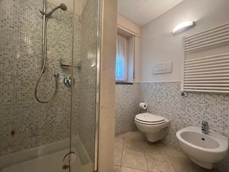 Immagine 35 di Villa in vendita  a Camaiore