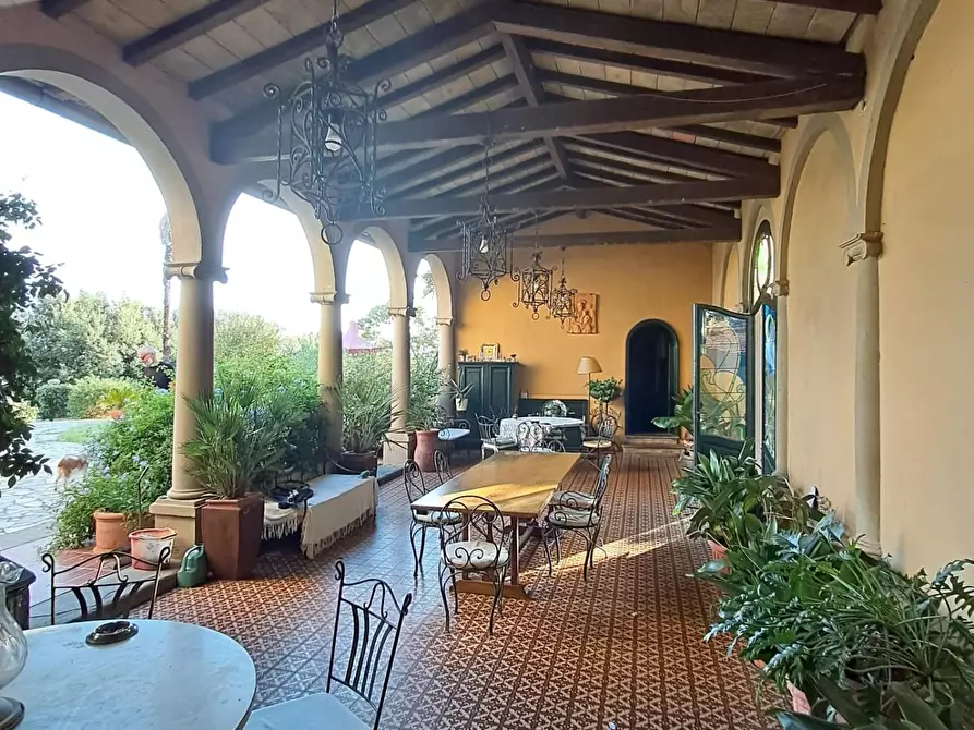 Immagine 61 di Villa in vendita  a Santa Maria A Monte