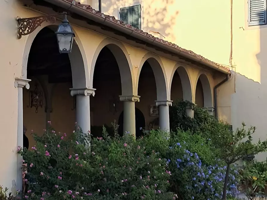 Immagine 50 di Villa in vendita  a Santa Maria A Monte