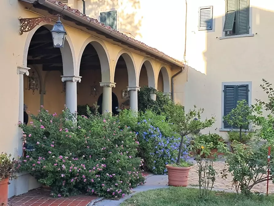 Immagine 35 di Villa in vendita  a Santa Maria A Monte