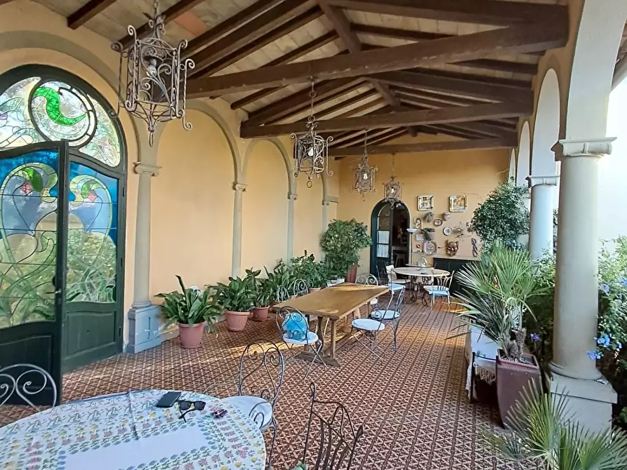 Immagine 60 di Villa in vendita  a Santa Maria A Monte