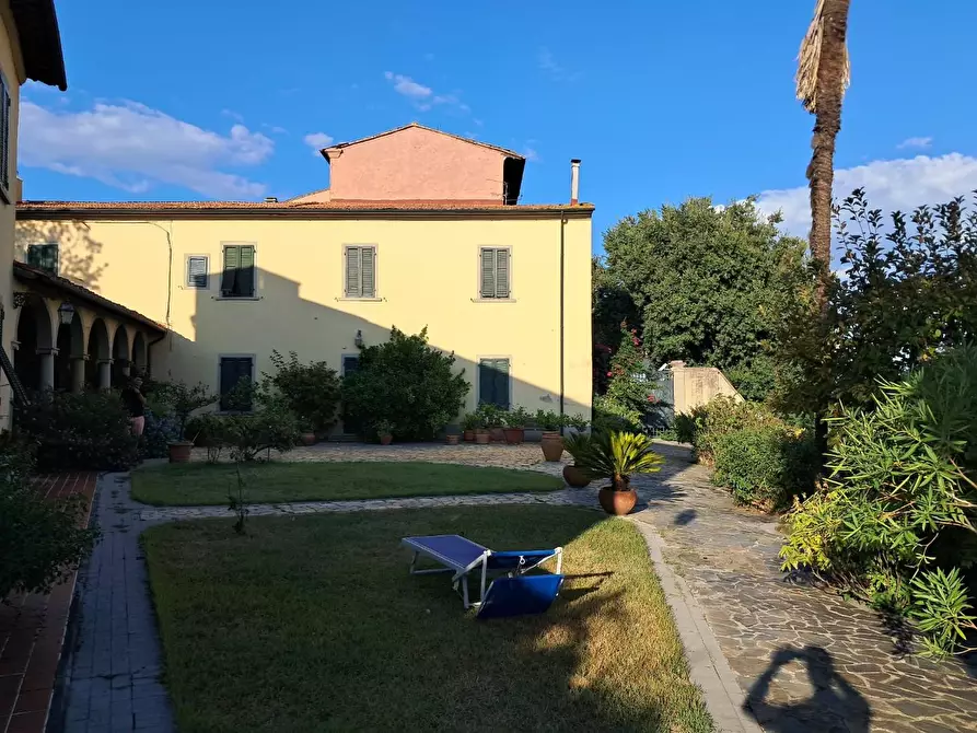 Immagine 58 di Villa in vendita  a Santa Maria A Monte