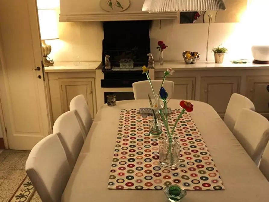 Immagine 14 di Villa in vendita  a Santa Maria A Monte