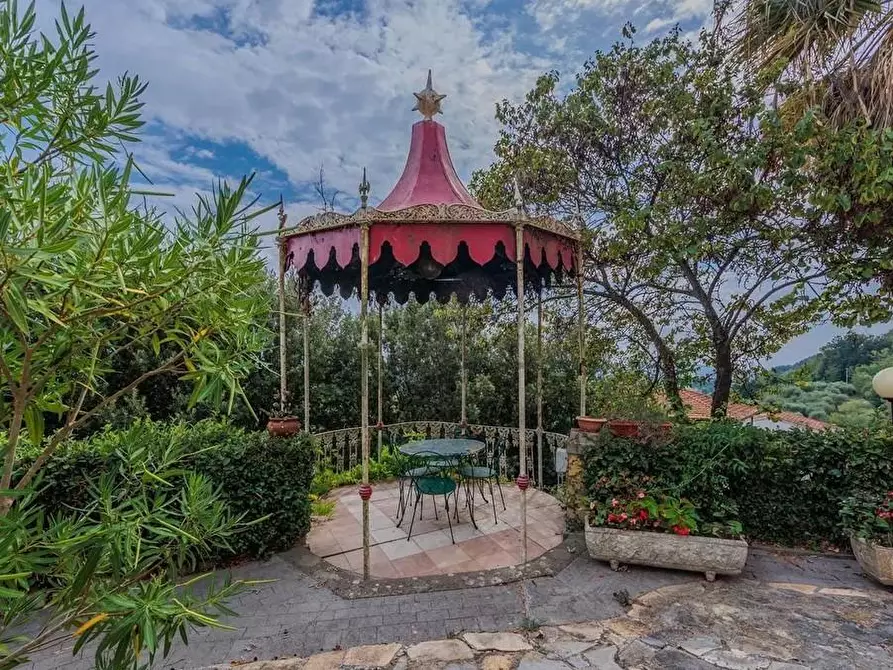 Immagine 24 di Villa in vendita  a Santa Maria A Monte