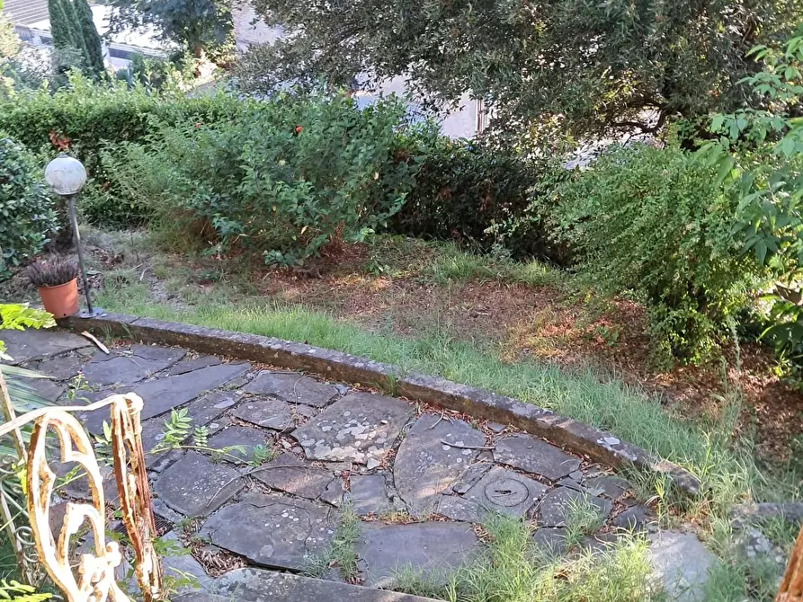 Immagine 48 di Villa in vendita  a Santa Maria A Monte