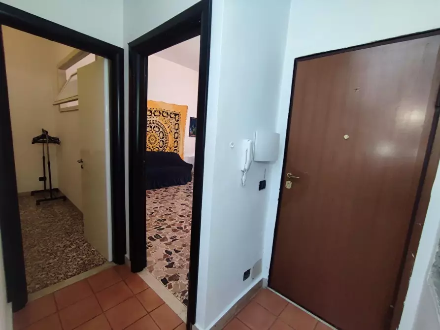 Immagine 14 di Appartamento in vendita  a Giardini-Naxos