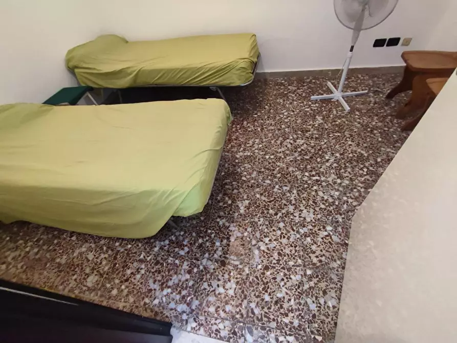 Immagine 19 di Appartamento in vendita  a Giardini-Naxos