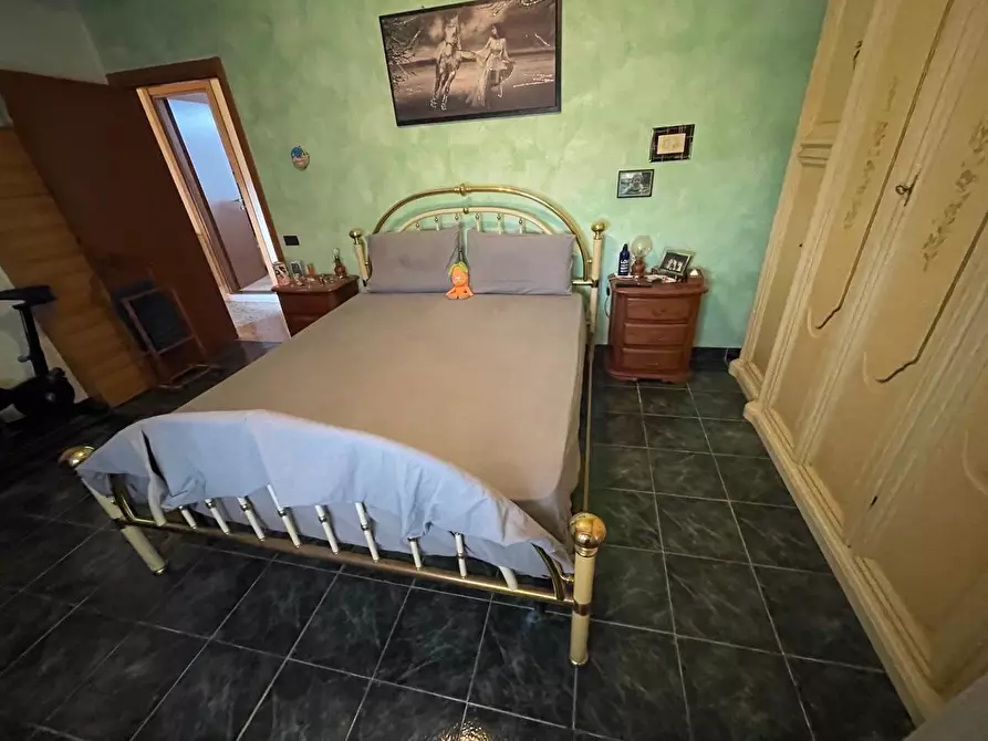 Immagine 31 di Appartamento in vendita  a Siena