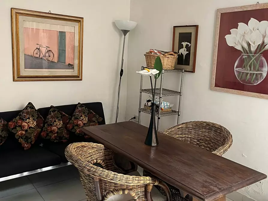 Immagine 8 di Porzione di casa in vendita  a Viareggio